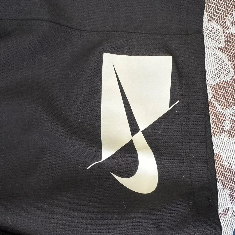 Nike Dri Fit Kids Black Athletic Shorts Size‎ S